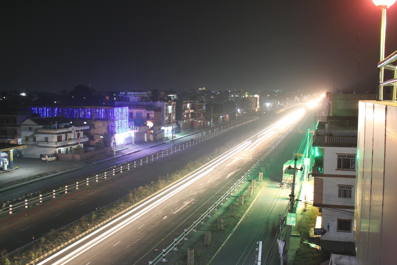 Asian Hotel Butwal Exteriör bild